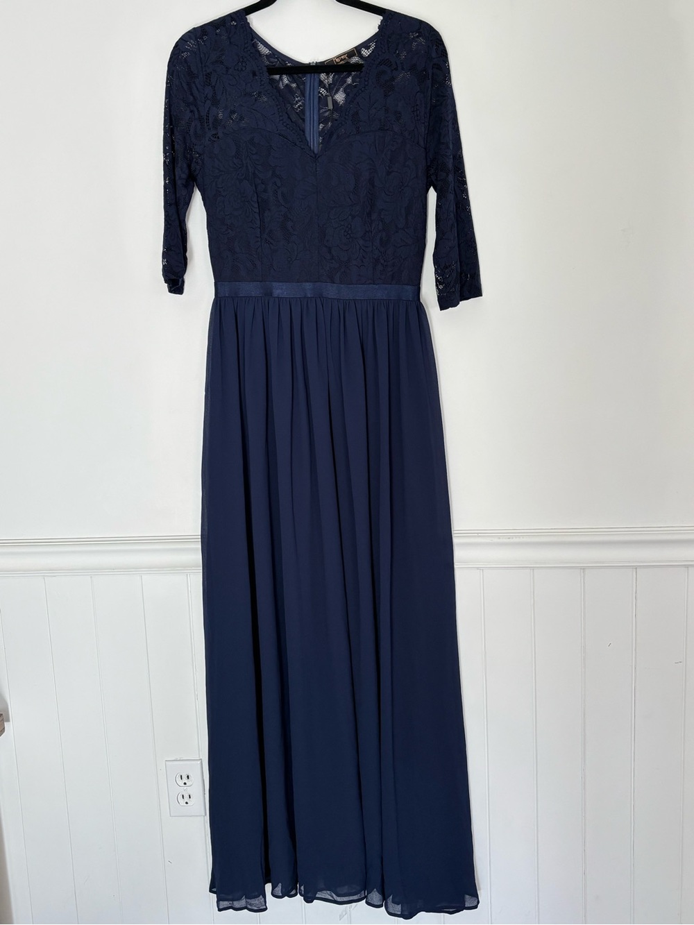 Miss May Elegant Navy Lace Maxi Dress Medium New - Wedding Formal Party